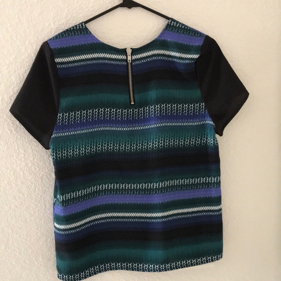 Pattern Shirt - Picture 2 of 2